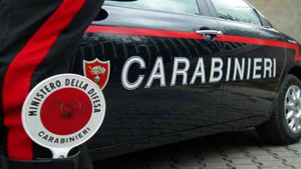 Ostia, 9 arresti sul litorale. Giovane aggredisce i carabinieri