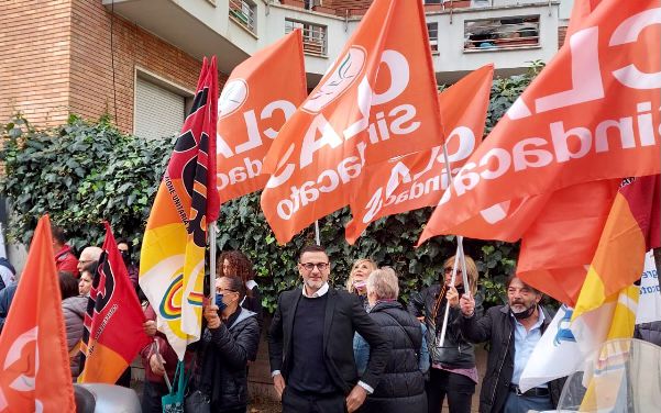 LAVORATORI TELECOM RISTORAZIONE, SCONTRO APERTO TRA AZIENDA E SIDNACATI SUL FUTURO DEI TRECENTO LAVORATORI.