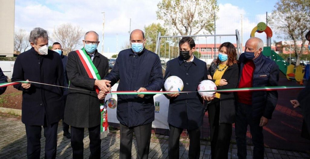 OSTIA, ZINGARETTI E GUALTIERI INAUGURANO PLAYGROUND E CANTIERI ATER DI VIA BAFFIGO E VIA DELLA CORAZZATA