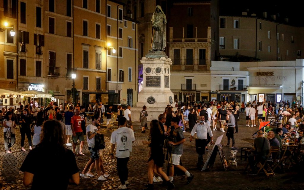 ROMA, MOVIDA, IN VIGORE L’ORDINANZA DEL SINDACO GUALTIERI