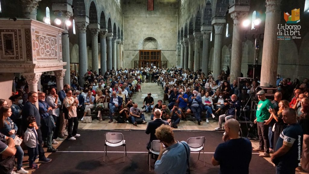 FINALE CON IL “BOTTO” SAVIANO AL FESTIVAL DI CASERTAVECCHIA