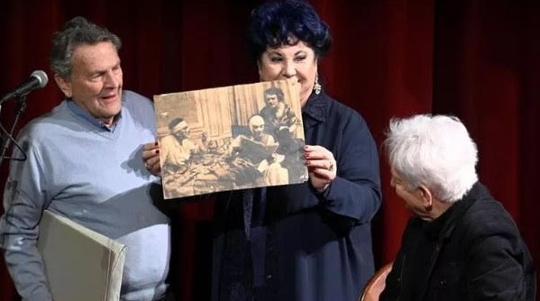 LA CITTÀ DI NAPOLI PIANGE GIULIANO LONGONE VIVIANI, CUSTODE DELLA MEMORIA DEL GRANDE DRAMMATURGO.