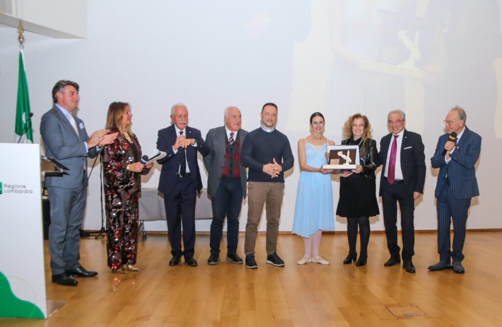 ALLA DANZATRICE ROBERTA DI LAURA IL “PREMIO AMBASCIATORE DI TERRE DI PUGLIA” A MILANO